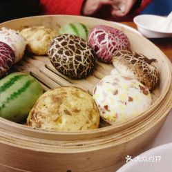 武漢江南別院野生湖魚(yú)館大學(xué)園路店 五彩包口味測(cè)評(píng)與實(shí)拍圖鑒